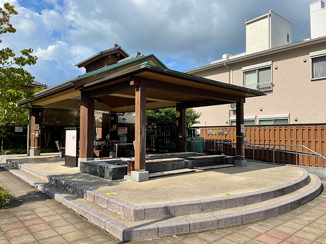 湯宿広場