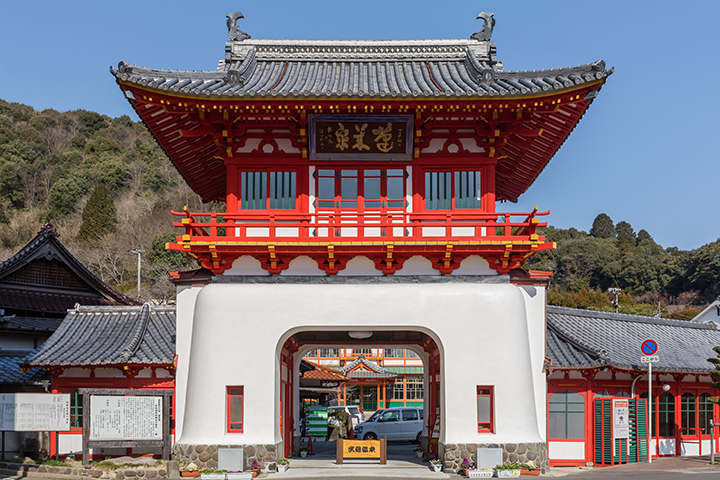 武雄温泉楼門・新館