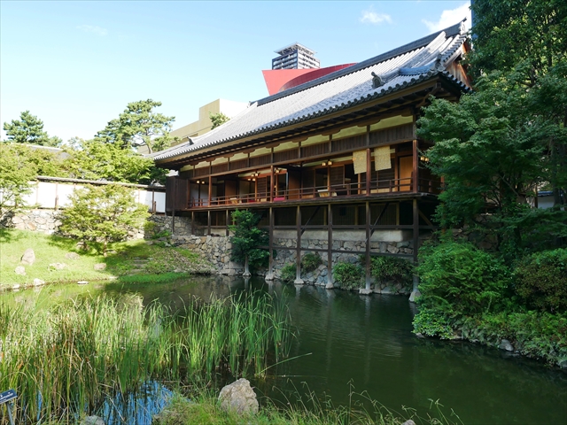 小倉城庭園