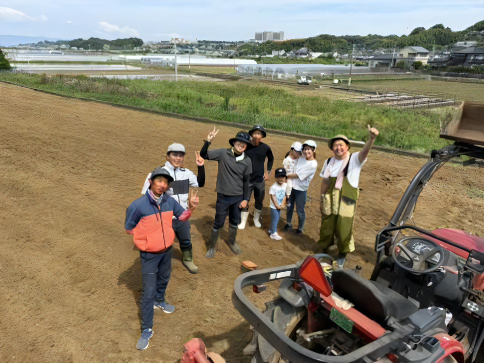 青年部三鈴支部のひまわり畑(JAながさき県央中青年部美鈴支部の景観美化活動)