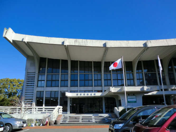 諫早市体育館